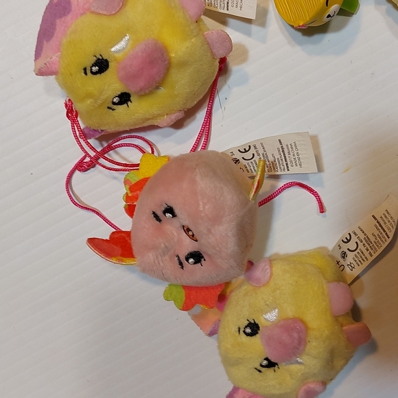 Lot Of 10 Mini Doll Accessories and Plush Toys -Pikmi Pops Surprise & Shopkins - Picture 3 of 9